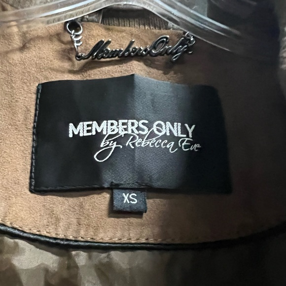 Members Only Jacket - Picture 4 of 14